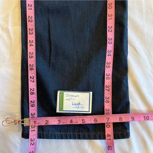 Mavi Mike Bootcut Low Rise Dark Wash Relaxed Denim Jeans Size 34 x 32 EUC - Picture 16 of 16